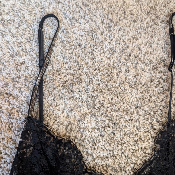 Vs Slip - Picture 2 of 7